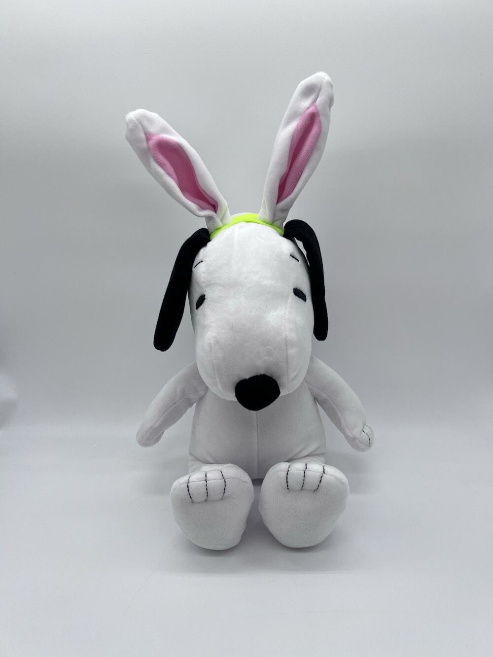 Kohl's Cares Peanuts Snoopy Bunny Rabbit Ears Easter Plush Charlie Brown Dog 12”